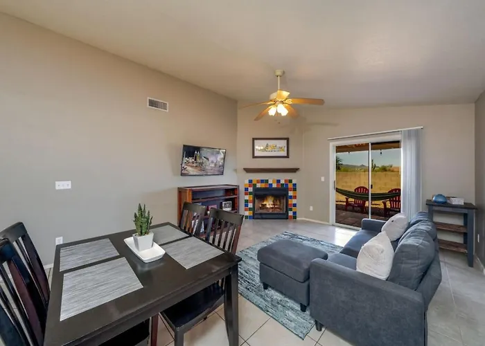 Silverbell, 3 Bedroom And 2 Ba, Garage, Fenced, Quiet Tucson